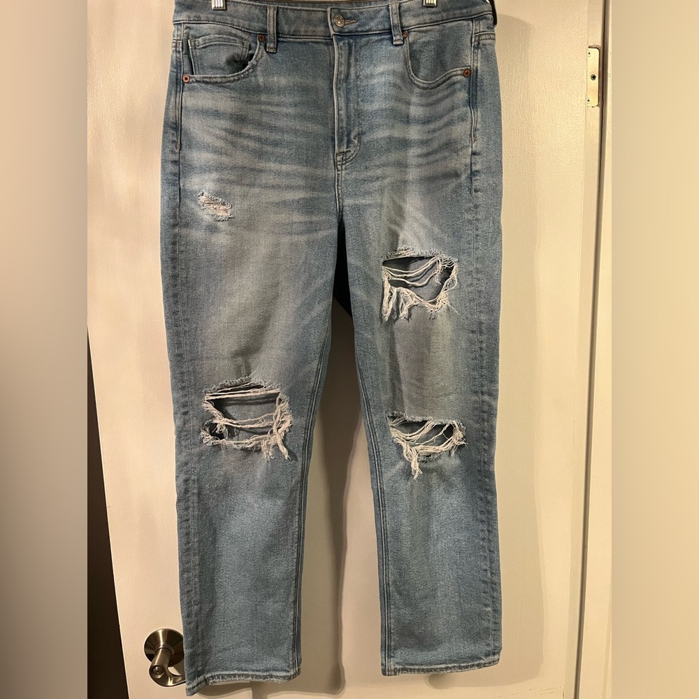 American eagle mom jeans